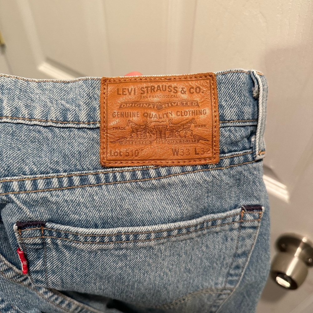 Levi’s 510 Slim/Skinny Fit 33x32 Light Wash 98% Cotton